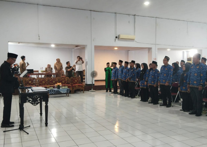 32 Kepala Sekolah Dilantik, Wabup Mukomuko Tekankan Perubahan Nyata di Dunia Pendidikan