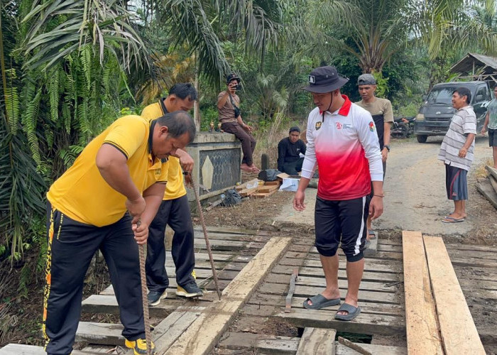 Polres Mukomuko Gerak Cepat, Jembatan Retak Mudik Dibuat Lebih Aman