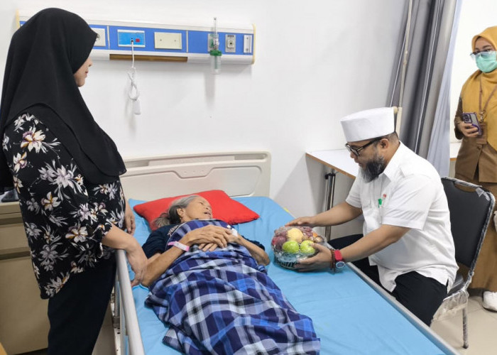 Pastikan Pelayanan Berjalan Baik, Gubernur Helmi Hasan Tinjau RSMY Bengkulu