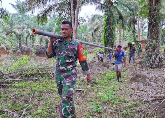 Program Sumur Pompa Hidram TNI, Jadi Solusi Sulitnya Air di Desa Rena Jaya