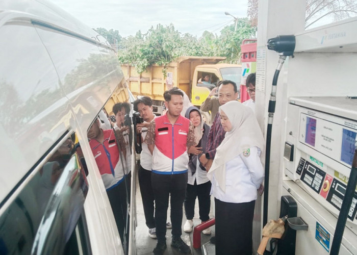 Pengguna Dexlite Beralih Gunakan Bio Solar Jadi Biang Antrian Panjang di SPBU