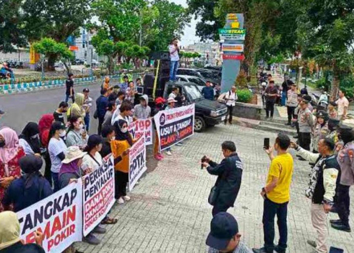 FPR Demo di Depan Kejati Bengkulu, Tuntut Dugaan Penyalahgunaan Dana Publikasi di Kominfotik