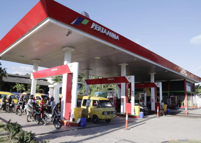 Tak Ada Penyesuaian, Harga Pertalite di SPBU Tetap Rp 10 Ribu dan Pertamax Rp 16.300/Liter