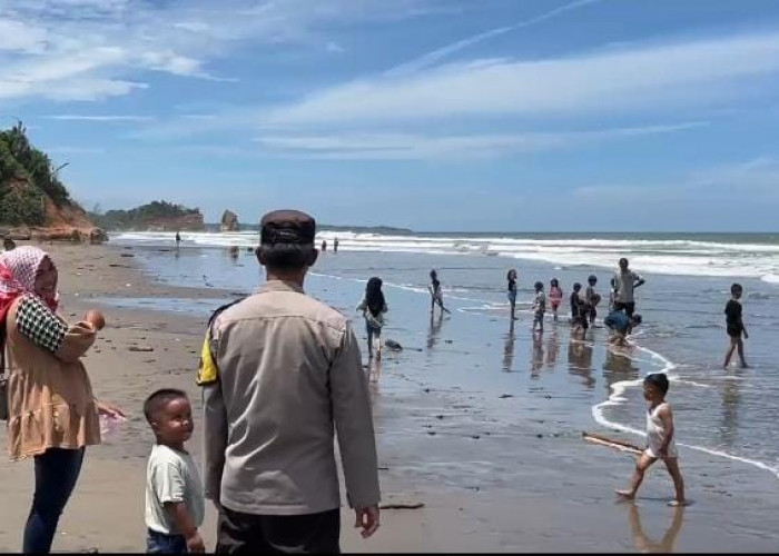 H+2 Pengunjung Wisata Meningkat, Polsek Imbau Tak Mandi di Pantai Urai