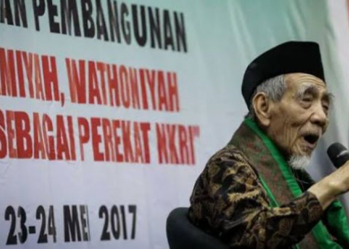 Mbah Moen Ajarkan Cara Menghidupkan Hati dengan Al-Qur'an, Begini Cara yang Bisa Diikuti