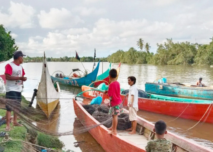 Nelayan Mukomuko Segera Dapat Perahu dan Mesin Tempel