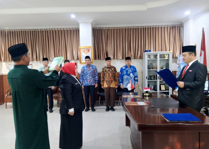 Lantik Kepala Biro Hukum, Disiplin dan Profesionalisme Harus Jadi Prioritas