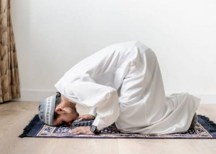 Menutup Aurat Dalam Sholat Merupakan Hal Wajib untuk Syarat Sah Sholatmu