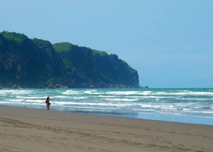 Bukan Sekedar Tempat Wisata, Ternyata Pantai Parangkusumo Juga Menjadi Gerbang Keraton Gaib Laut Selatan