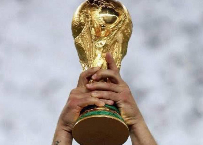 Ternyata Segini Harga Trofi Piala Dunia yang Terbuat dari Emas 18 Karat, Capai Miliaran Rupiah!