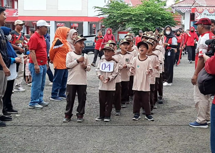 Semangat 45, SDIT Ruhul Jadid Perdana Ikut Lomba Gerak Jalan