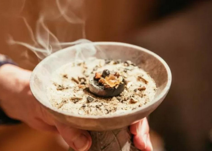 Lekat Dengan Dunia Mistis, Ternyata Kemenyan Punya Segudang Manfaat