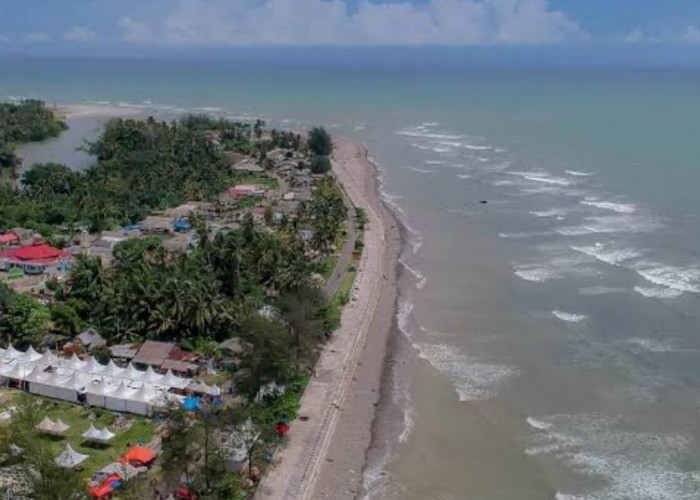 Menikmati Liburan di Pantai Pasar Bawah, Destinasi Wisata Primadona di Bengkulu Selatan