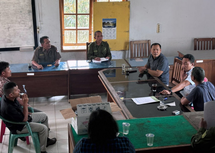 Izin Kawasan Hutan Jadi Kendala Lisdes, Warga Tanjung Kemenyan Datangi KPHP