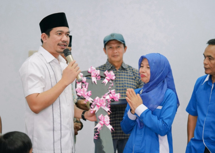 Syukuran 1 Tahun Centra IKM Padang Jaya, Pemkab Bengkulu Utara Serahkan Mobil Operasional