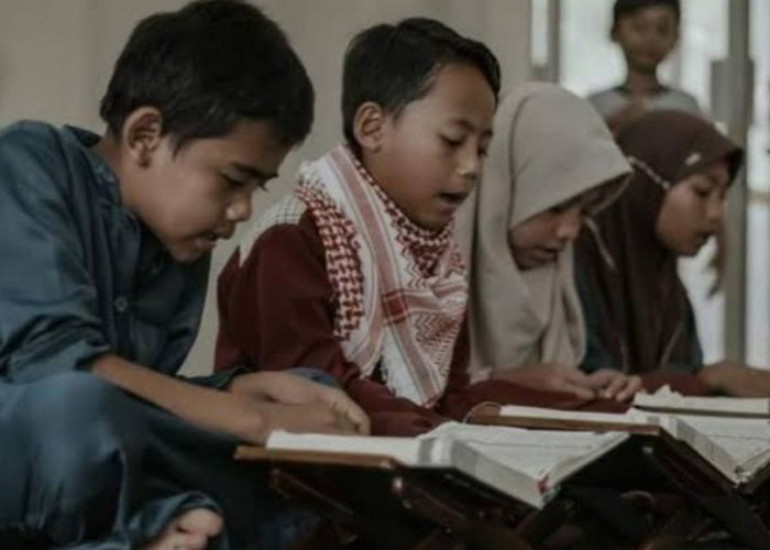 Ajarkan Pada Anak Sejak Dini, Ini Bacaan Doa untuk Orang Tua