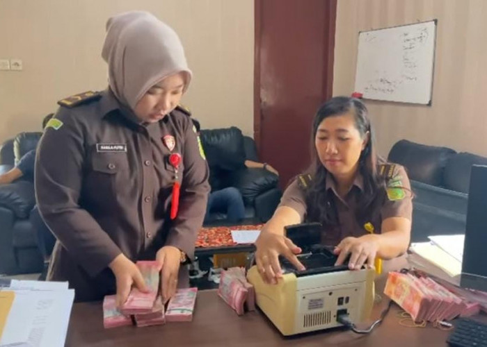  Dua Terdakwa Dugaan Korupsi Proyek Lab Dinkes Kota Kembalikan KN Rp.146,2 Juta