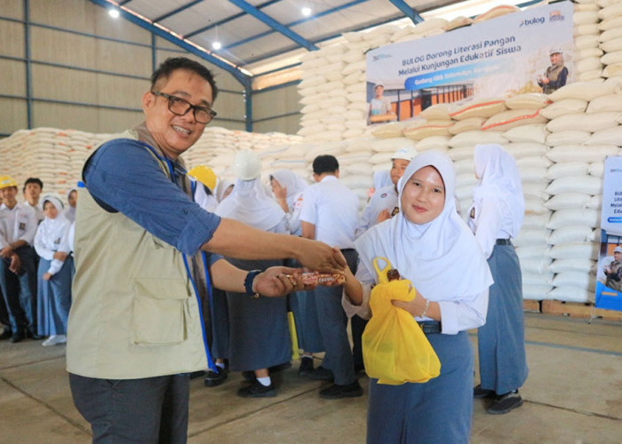 Tingkatkan Literasi Pangan untuk Generasi Muda, BULOG Bengkulu Edukasi Siswa SMA