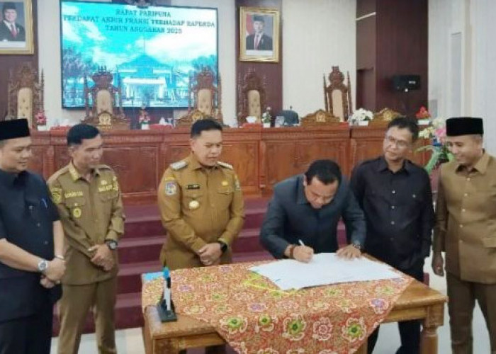 Seluruh Fraksi Setujui Raperda APBD Perubahan 2025 Kabupaten Lebong