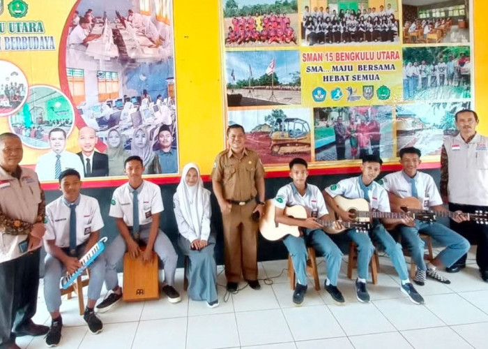 2 Siswi SMAN 15 Bengkulu Utara Raih Beasiswa Pemkab dan Lolos SNBP UNIB