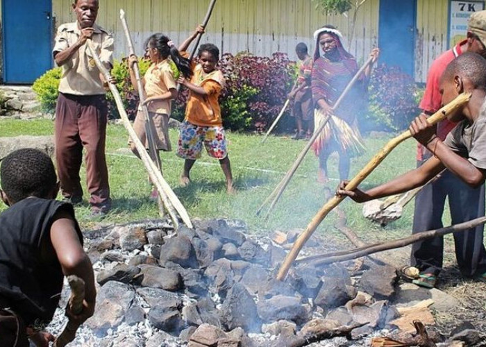 Selain Budaya, Indonesia Juga Tetap Melestarikan Tradisi Unik yang Masih Dilestarikan