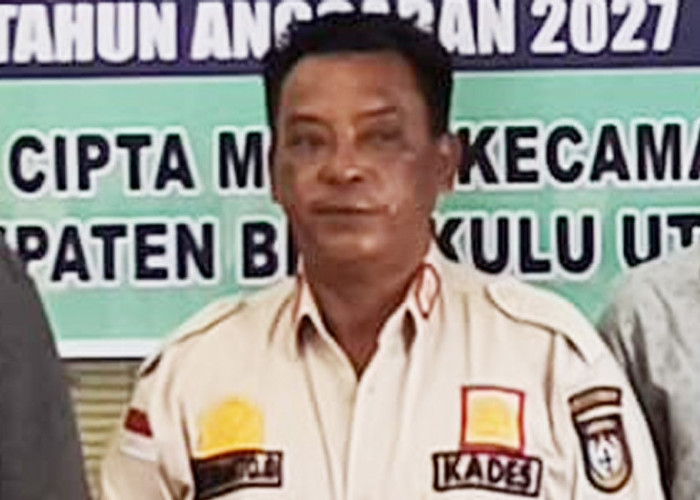 1 KM Lebih Jalan di Desa Cipta Mulya Rusak Parah, Warga Menanti Tindakan Pemkab