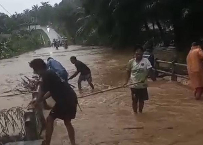 Air Sungai Meluap, Kantor Sekretariat MWCNU Giri Mulya Tergenang Banjir