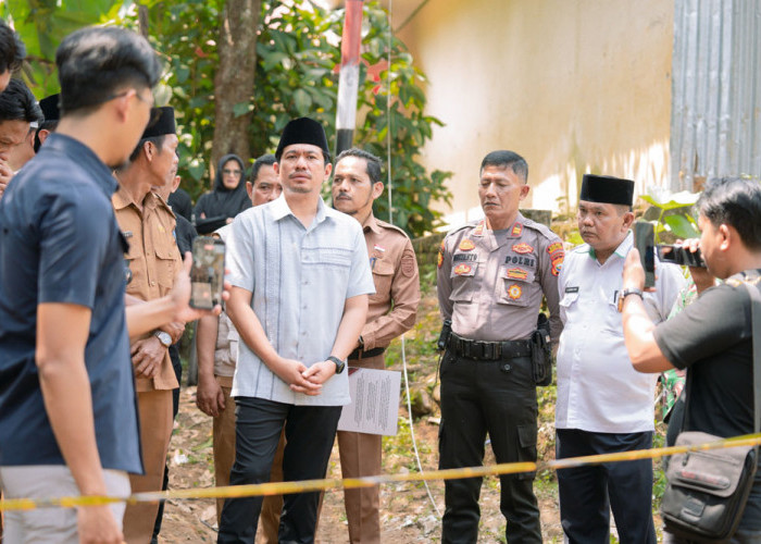 Turut Berduka & Beri Penguatan, Bupati Sambangi Korban Kebakaran Maut di Bengkulu Utara