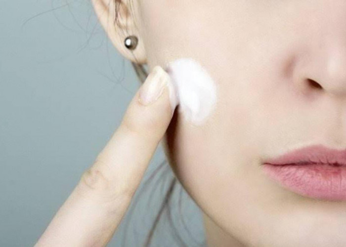 Sampai Kini Masih Jadi Perdebatan mengenai Retinol Boleh Digunakan Saat Sedang Jerawatan atau Tidak