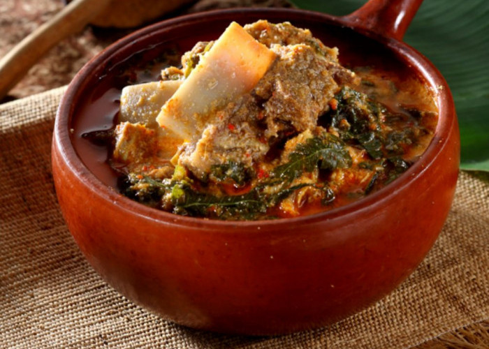 Resep Gulai Kemba'ang, Kuliner Khas Bengkulu dari Iga Sapi dan Daun Talas