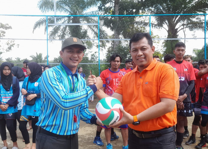 Pulang Kampung, Sujono Buka Turnamen Bola Voli