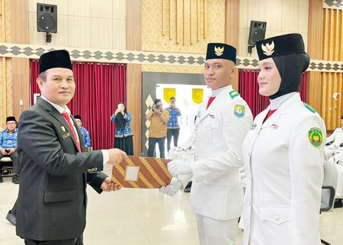 54 Paskibraka 2025 Akhiri Masa Tugas, Ini Pesan Gubernur Helmi Hasan