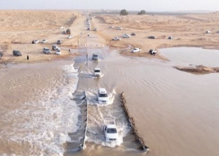 Gurun Pasir di Arab Saudi Berubah Jadi Danau, Ternyata Ini Penyebabnya