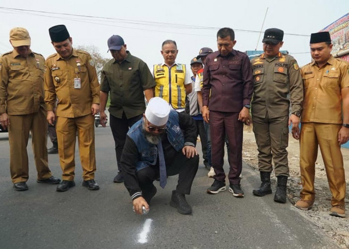 Rp20 M untuk Tinggikan Badan Jalan Rawa Makmur, Banjir Ditargetkan Teratasi