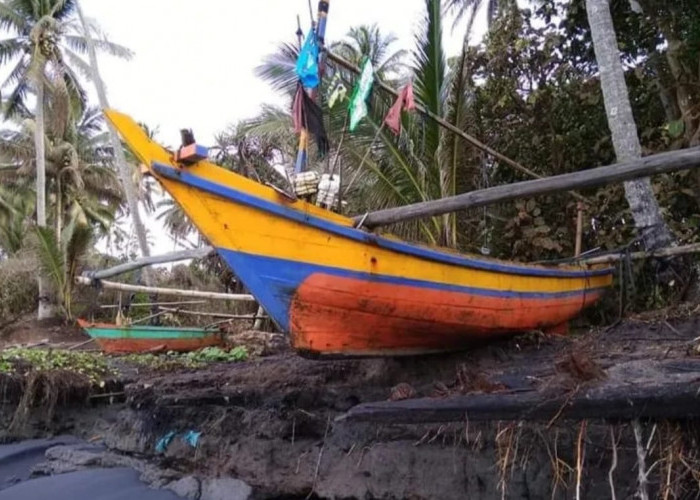 Gelombang Tinggi Sebabkan Ikan Sulit Didapat