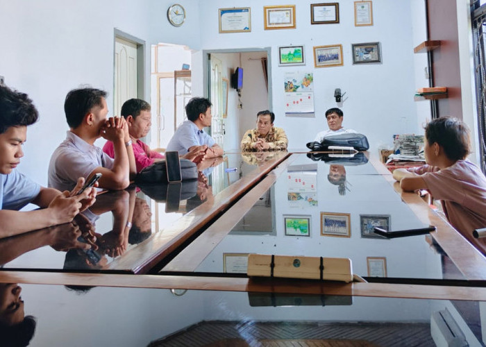 Sinergi Membangkitkan Kejayaan Unras, Rektor Sambangi SKH Radar Utara