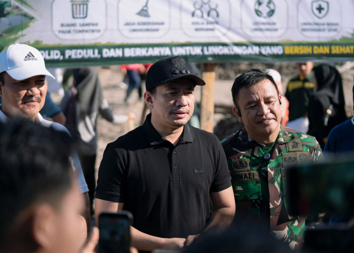 Semangat Nasionalisme, Bupati Bengkulu Utara Ajak Warga Kibarkan Merah Putih