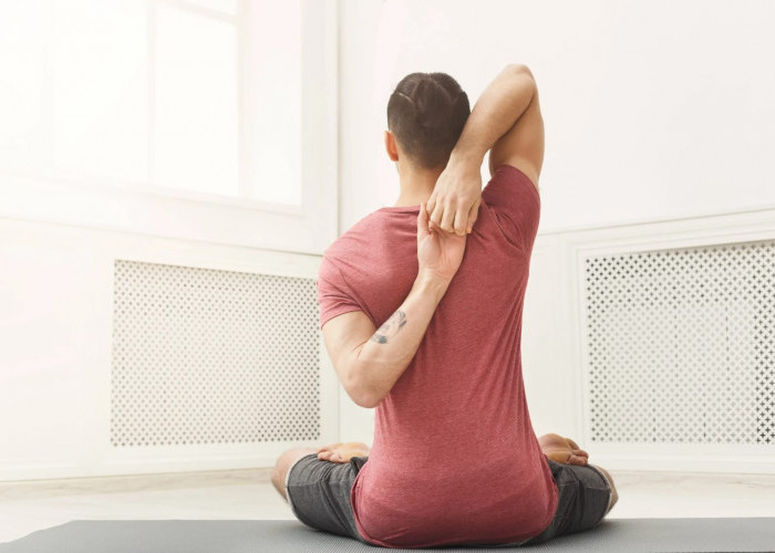 Gerakan Ringan untuk Mengatasi Rasa Sakit Pada Pinggang