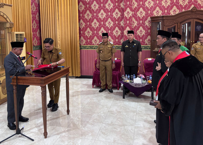 Lantik Kepala Sekolah, Wabup: Harus Menjadi Contoh Bagi Guru dan Siswa! 