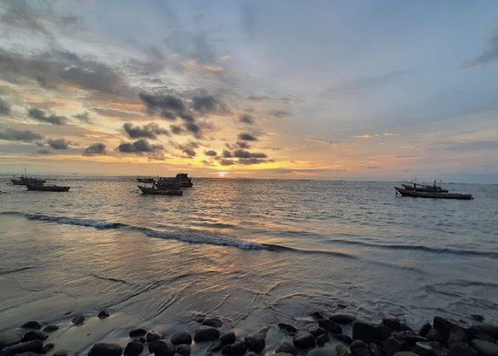 Pantai Malabero, Pesona Wisata Alam yang Masih Alami dan Eksotis di Kota Bengkulu