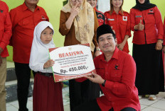 Peduli Pendidikan, Banteng Utara Salurkan Beasiswa PIP