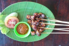 Menikmati Sate Gurita Khas Bengkulu, Kelezatan Tiada Tara Disetiap Gigitannya