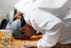 Baca Doa Ini 3 Kali di Sujud Terakhir Jika Ingin Rezeki Lancar dan Hajat Sebesar Gunung Dikabulkan Allah