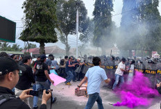 Polres Bengkulu Utara Gelar Simulasi Sispamkota, Massa dan Aparat Nyaris Baku Hantam