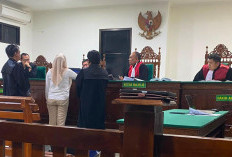 Pegang Kunci Brankas, Terdakwa Latifa Sebut Beberapa Kali Uang Perusahaan Hilang