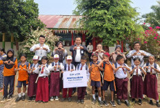Peduli Pendidikan, BRI Branch Office Arga Makmur Salurkan Bantuan Pelajar