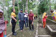 Ciptakan Lingkungan Asri, Kapolres Pimpin Aksi Bersih-bersih Hutan Kota