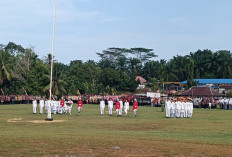 Bendera Merah Putih Berkibar Gagah di Giri Mulya, Camat Ajak Refleksi Menuju BU Mahabbah