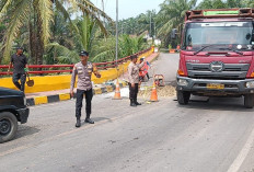 Perbaikan Darurat Jembatan Air Lingau Dimulai, Polisi Siaga Atur Lalulintas
