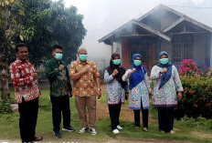Pemerintah Kecamatan XIV Koto Bersama Dinkes Basmi DBD di Rawa Bangun SP10
